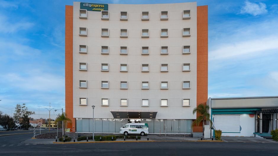 City Express Junior by Marriott Exterior