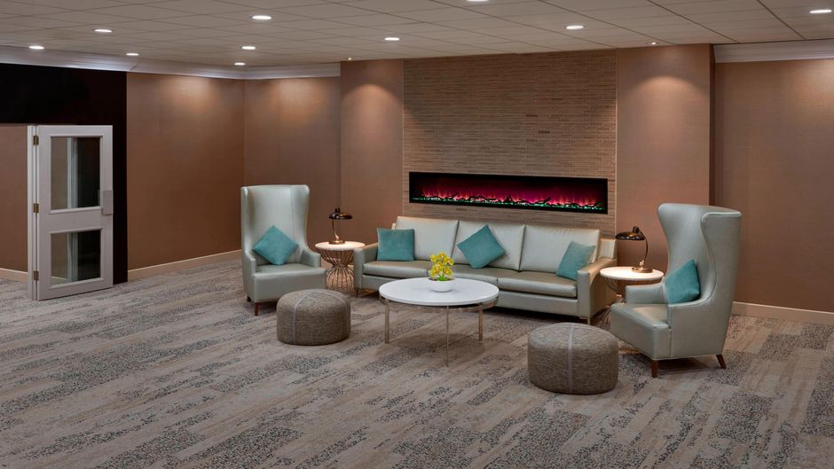 Four Points by Sheraton Toronto Airport Meeting