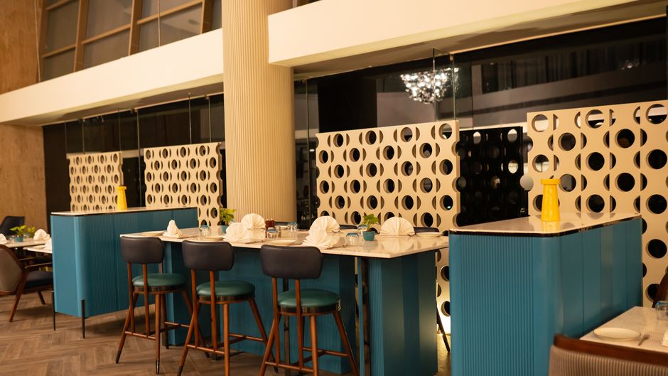 Crowne Plaza Ahmedabad City Centre Restaurant