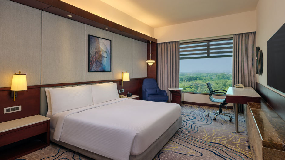 Crowne Plaza Ahmedabad City Centre Room