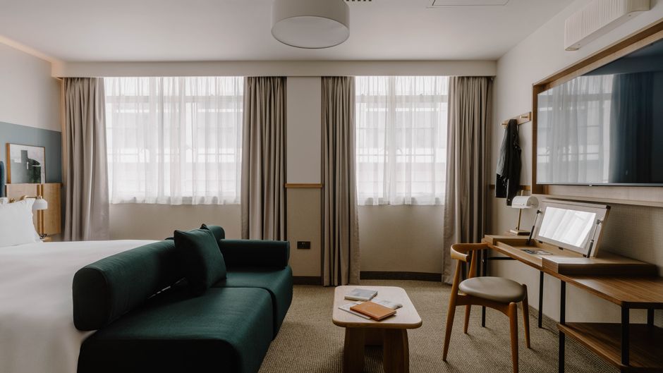 Club Quarters London City Room
