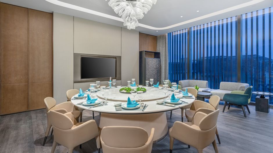 Holiday Inn Wuhan Houguan Lake Restaurant
