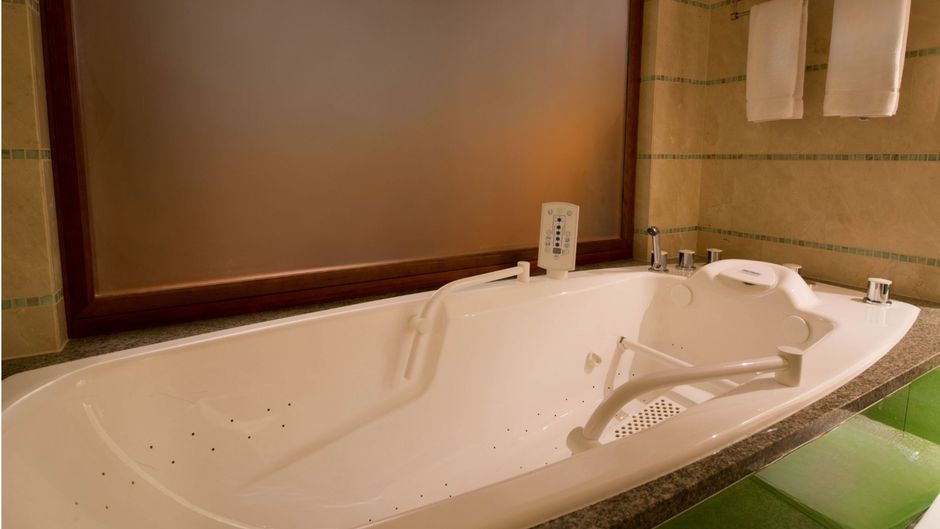 Holiday Inn Kuwait Al Thuraya City Suite