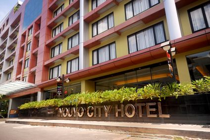 Nouvo City Hotel
