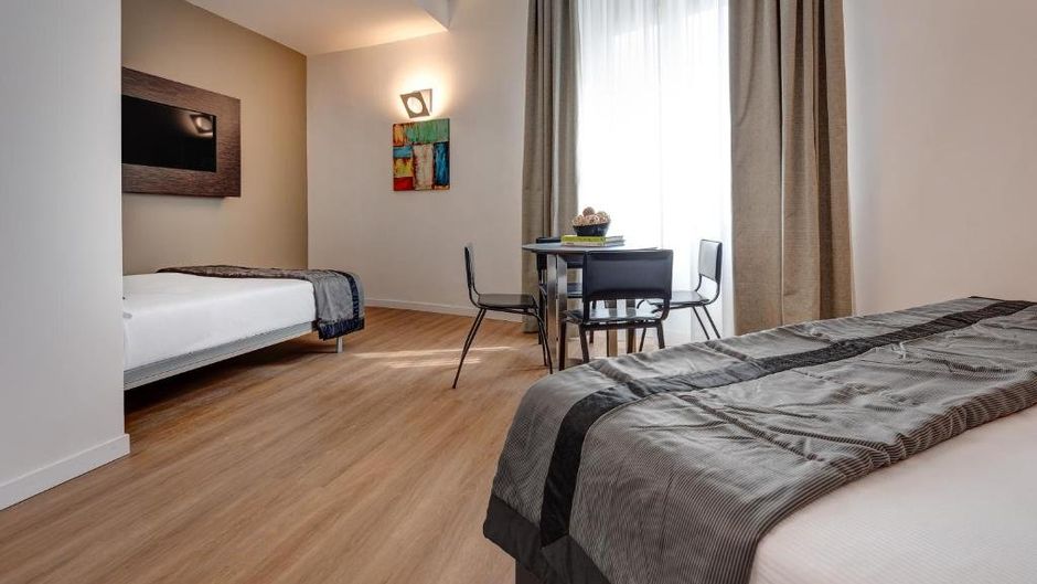 Rome Art Hotel Room