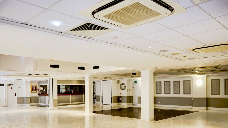 Warwickshire Park Hotel Kenilworth Lobby