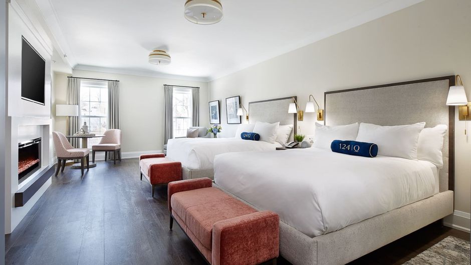 124 on Queen Hotel and Spa Room