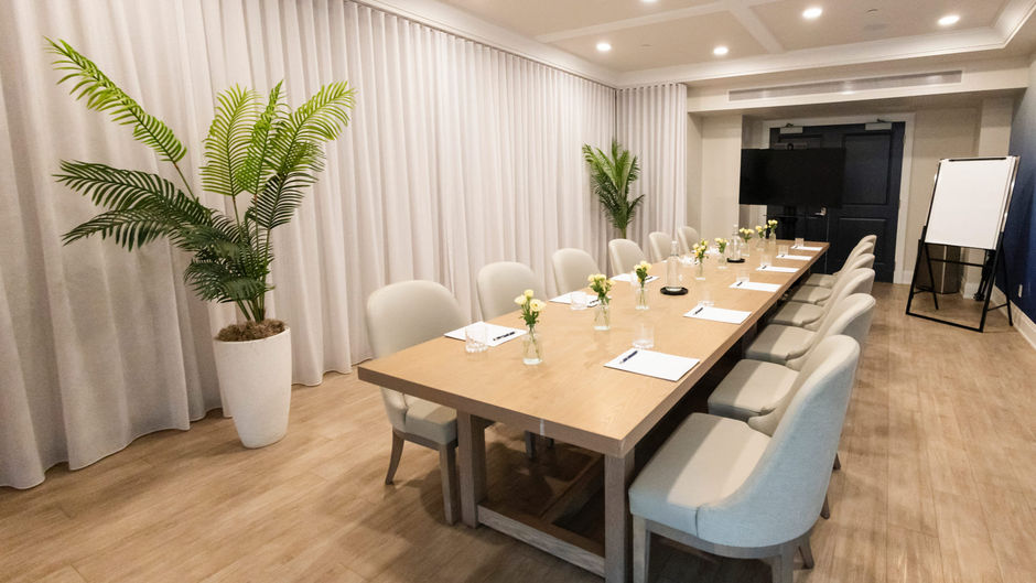 124 on Queen Hotel and Spa Meeting