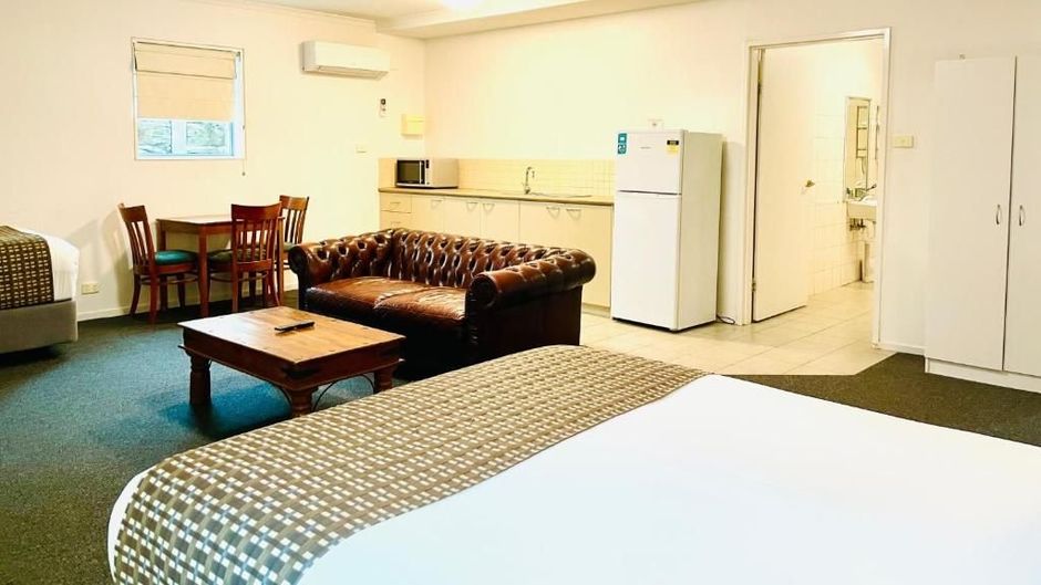The Menzies Ballarat Room