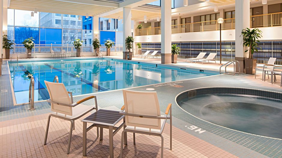 Delta Hotels by Marriott Winnipeg Pool