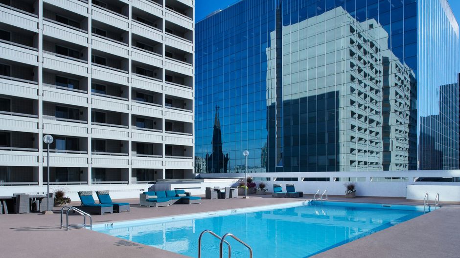 Delta Hotels by Marriott Winnipeg Pool