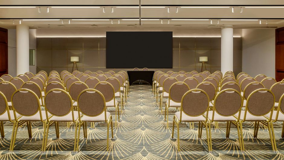 Recoleta Grand Hotel Meeting