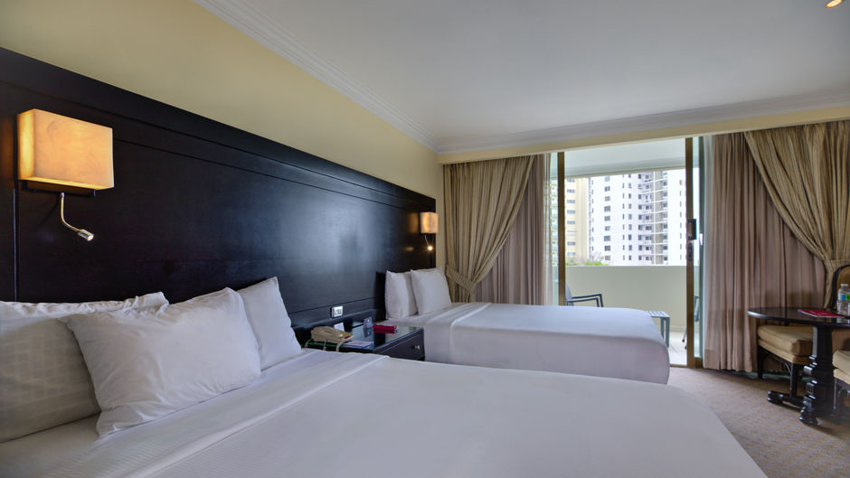 Dominican Fiesta Hotel, Trademark Coll Room