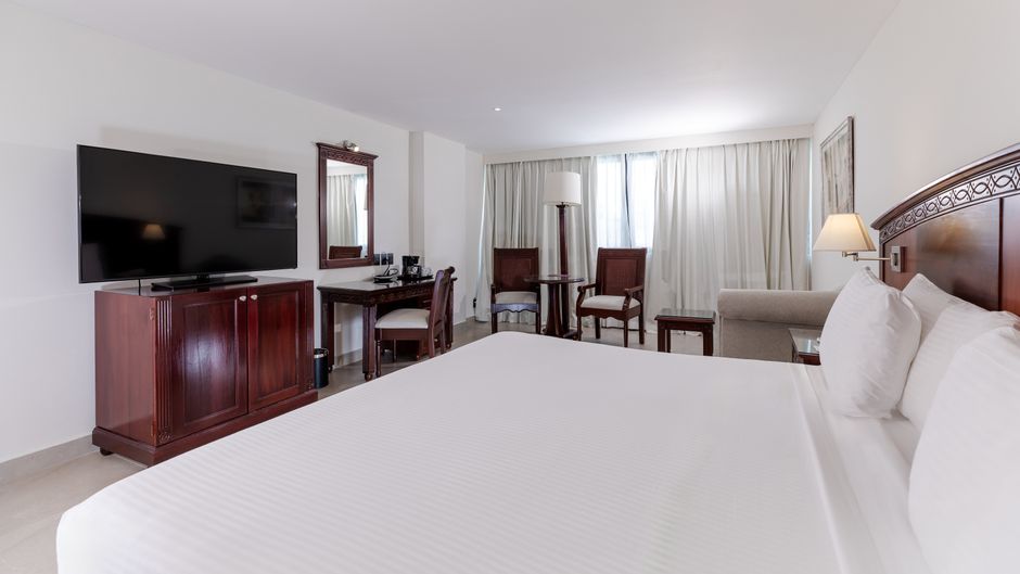 Dominican Fiesta Hotel, Trademark Coll Room