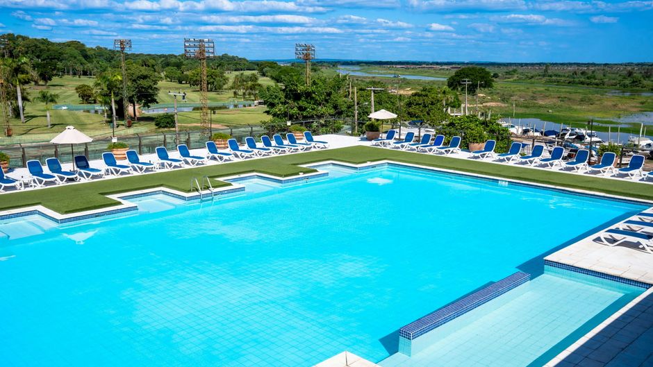 Yacht and Golf Club Paraguay Pool