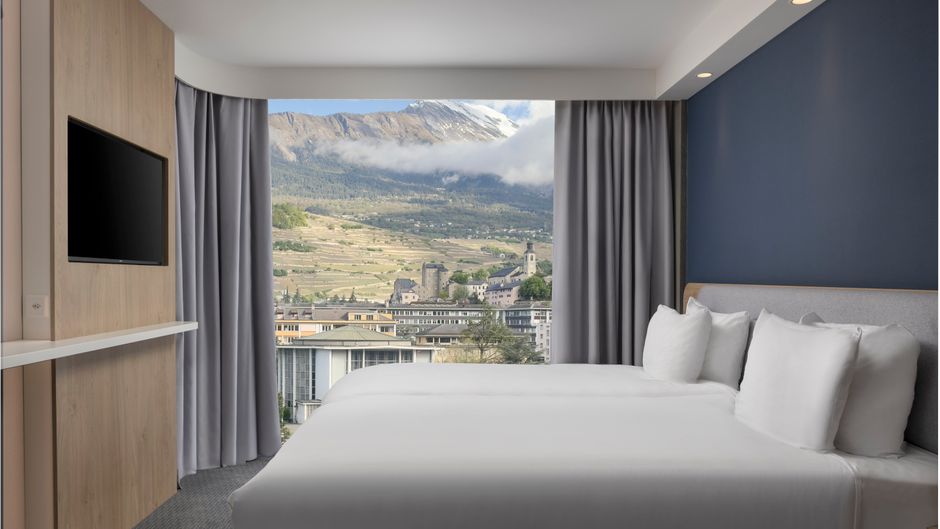 Holiday Inn Exp  Suites Sion Room