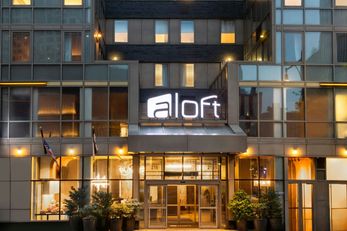 aloft New York Brooklyn