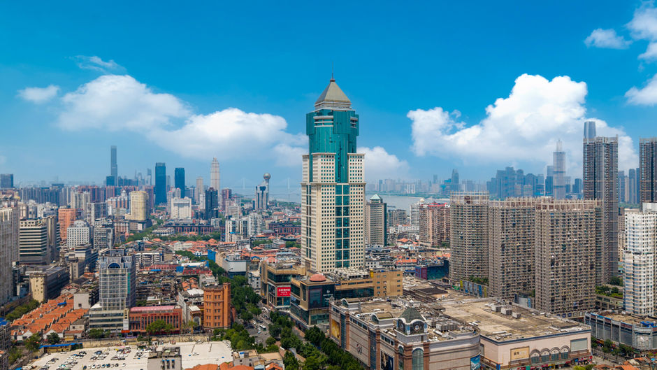Holiday Inn Exp Jianghan Rd Exterior