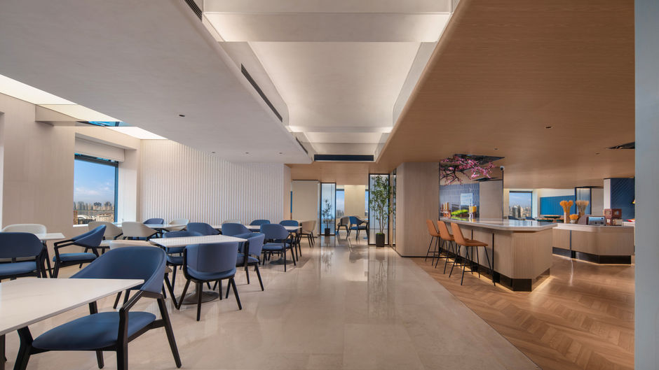 Holiday Inn Exp Jianghan Rd Restaurant