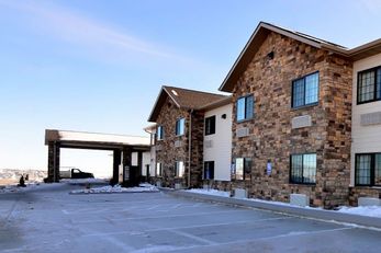 Cobblestone Inn & Suites Holstein