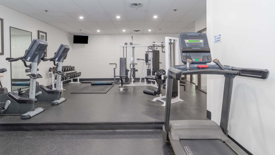 Sandman Signature Hotel & Rst Vancouver Health Club