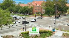 Holiday Inn University Center