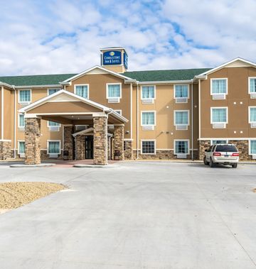 Cobblestone Inn & Suites