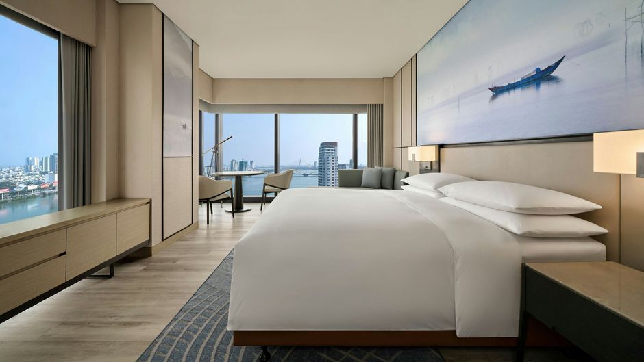 Courtyard by Marriott Danang Han River Room