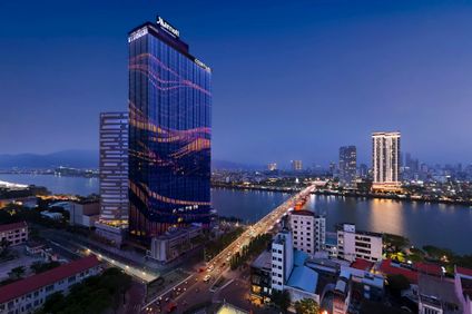 Courtyard by Marriott Danang Han River