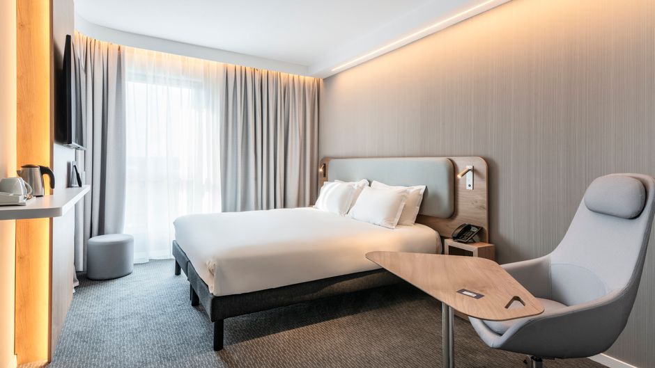 Holiday Inn Express & Suites Reims Room
