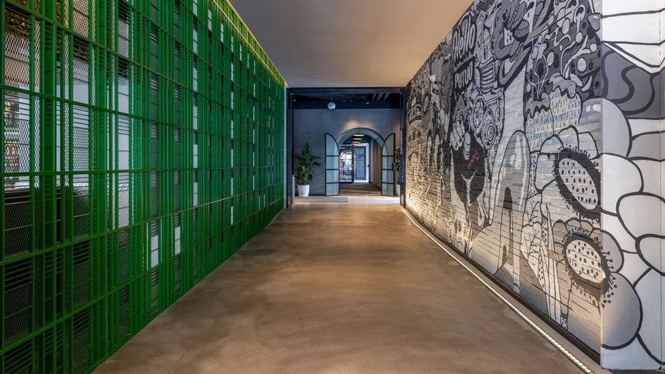 Moxy Shanghai Putuo Exterior