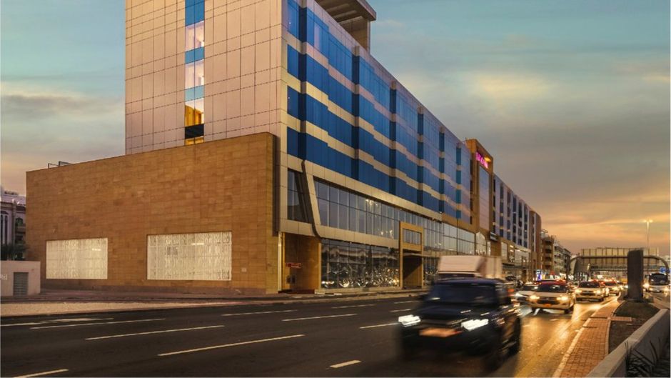Studio M Arabian Plaza Exterior