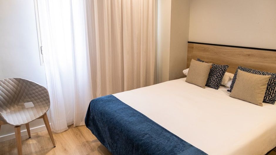 Hotel Adonis Capital Room