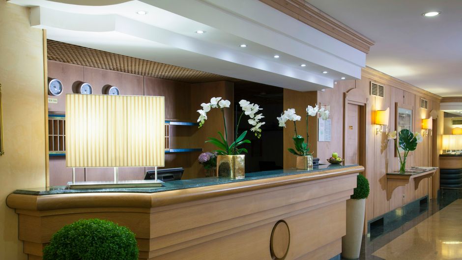 Starhotels Vespucci Lobby