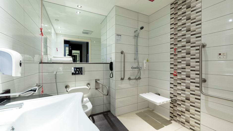 Premier Inn Dubai Investments Park Room