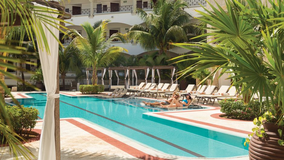 Hyatt Vivid Playa del Carmen Pool