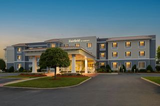 Fairfield Inn & Suites by Marriott