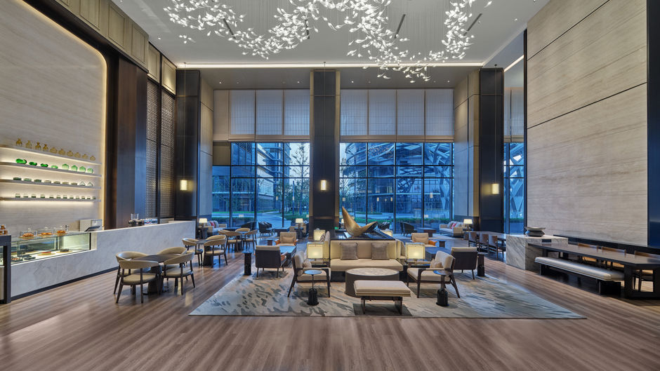 Hilton Jiashan Lobby