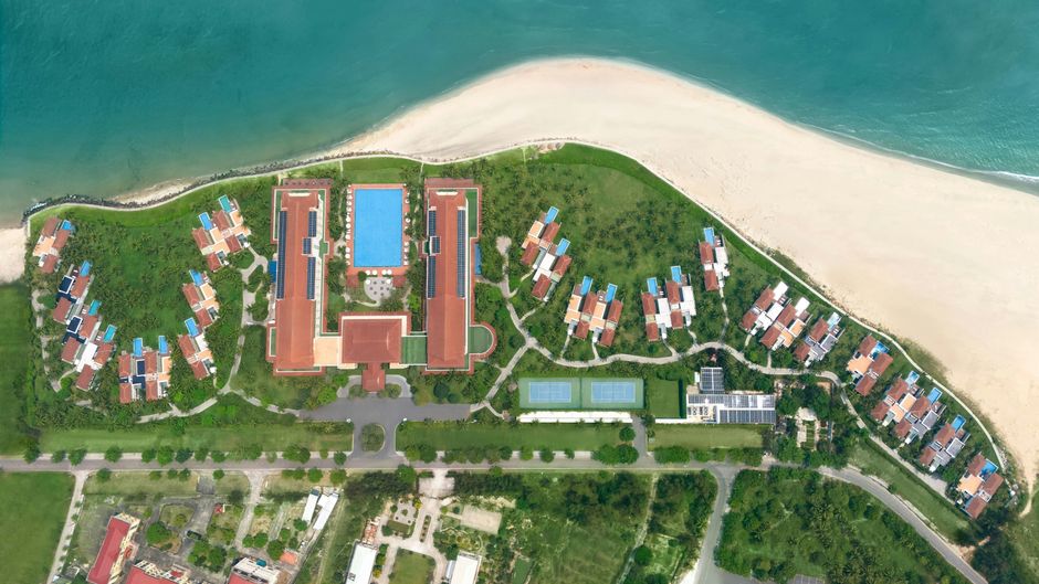 Renaissance Hoi An Resort & Spa Beach