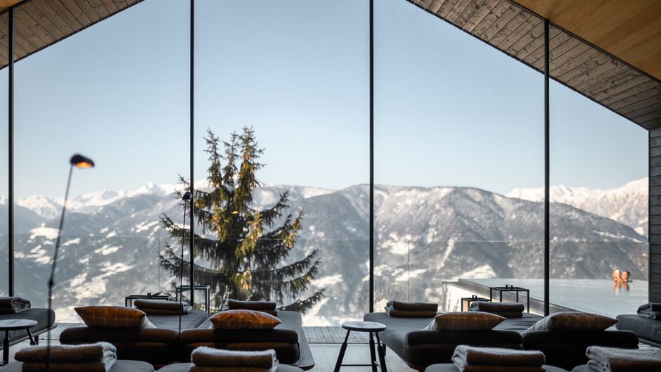 Miramonti Boutique Hotel Lobby