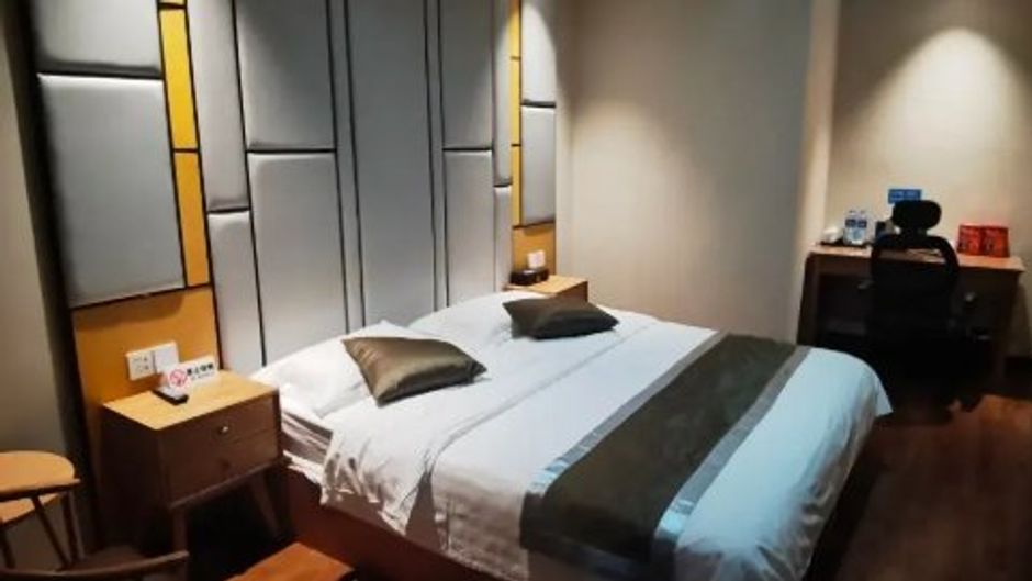 Zhong Ji Subaru Hotel Room