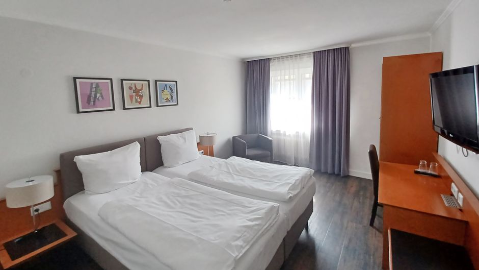 Garner Hotel Friedrichshafen Room