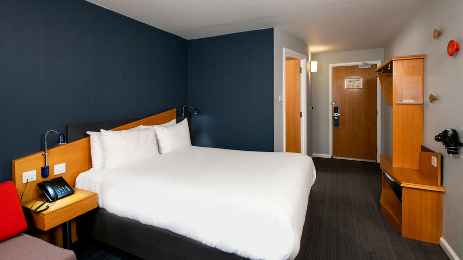 Holiday Inn Express Peterborough Room