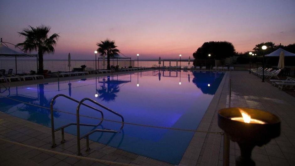 Hotel Ara Solis Pool