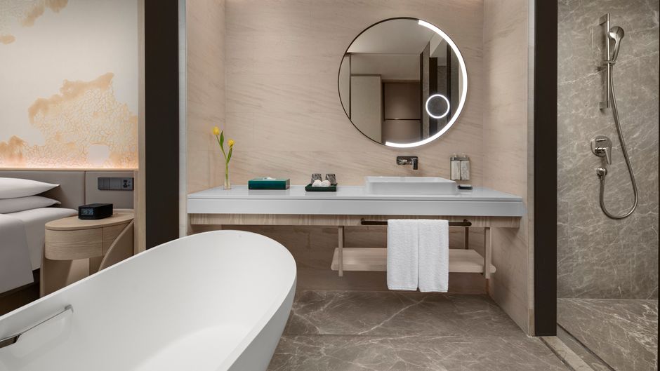 HUALUXE Beihai Silver Beach Resort Room