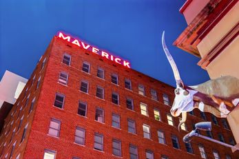 The Maverick by Placemakr