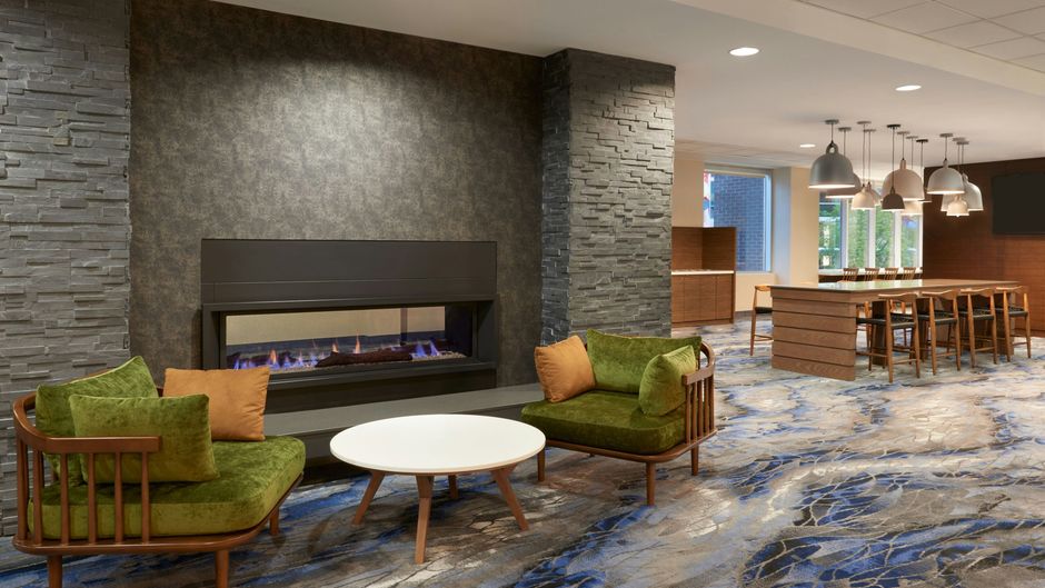 Fairfield Inn & Suites Calgary Downtown Restaurant