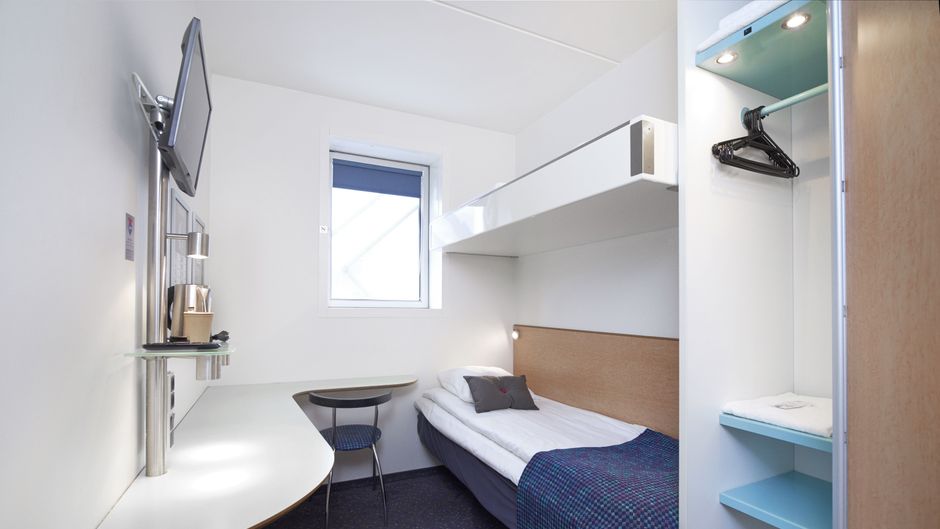 CABINN Metro Hotel Room