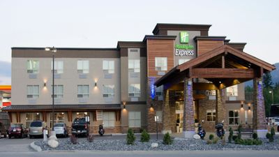 Holiday Inn Express Golden Hwy 1