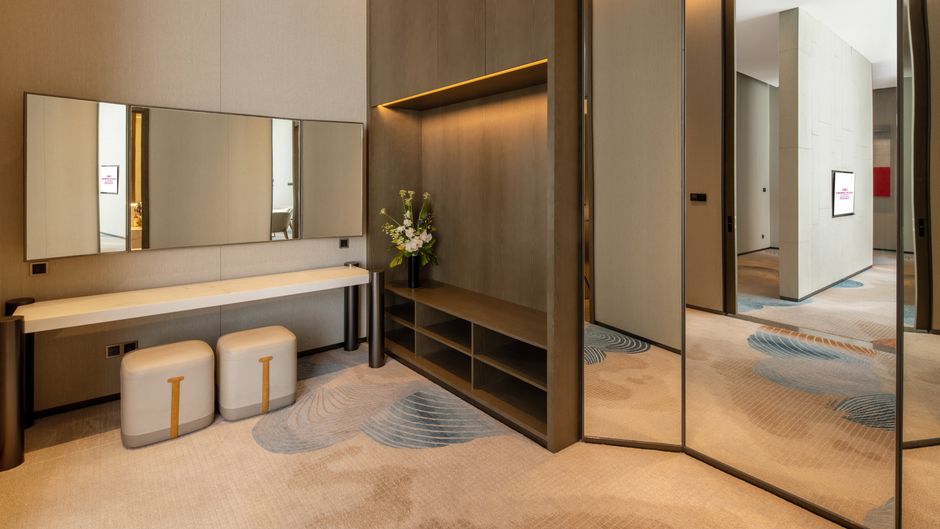 Crowne Plaza Jinshui Suite